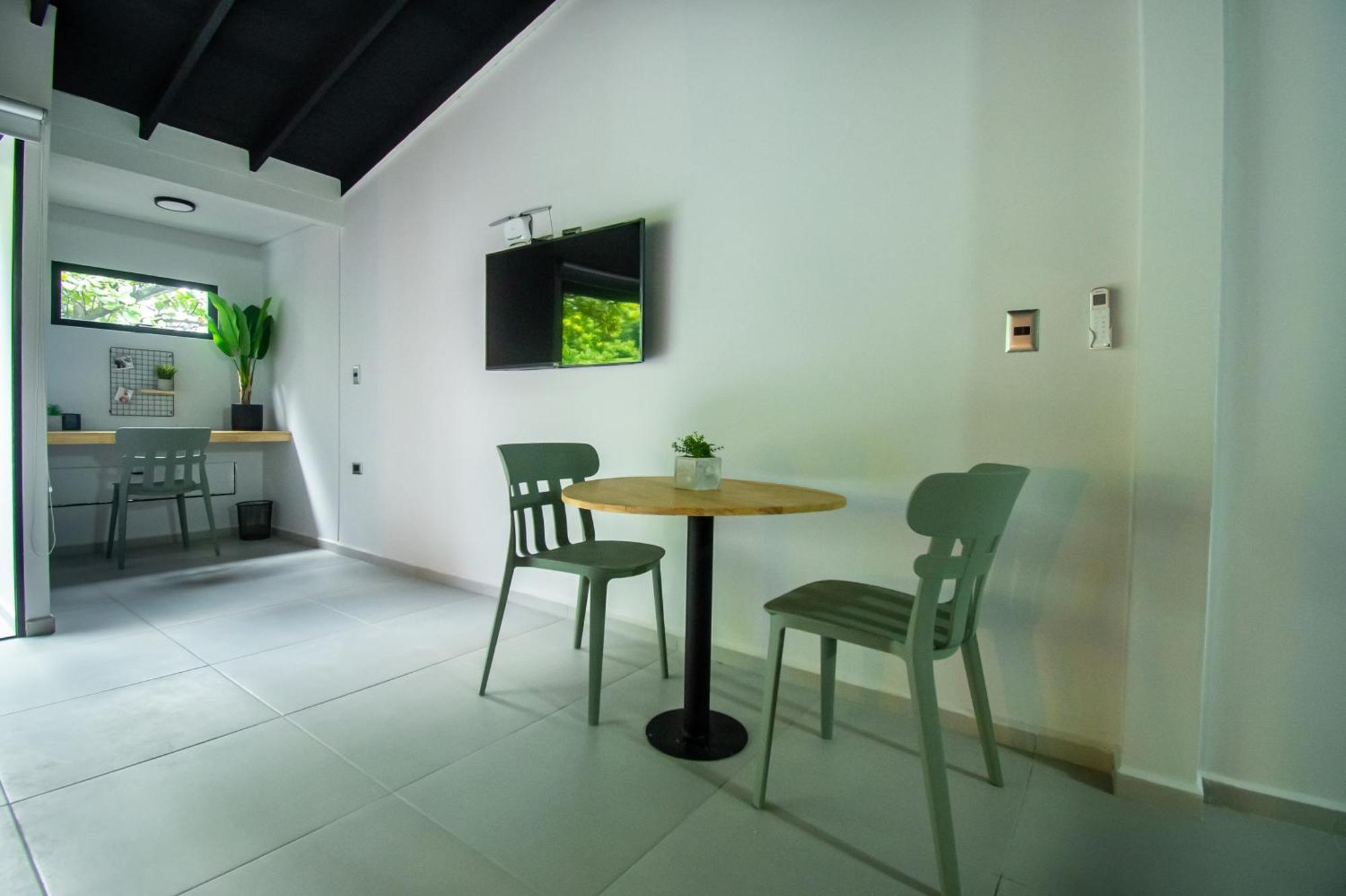 Barcelo Coliving Apartment Medellin Bagian luar foto