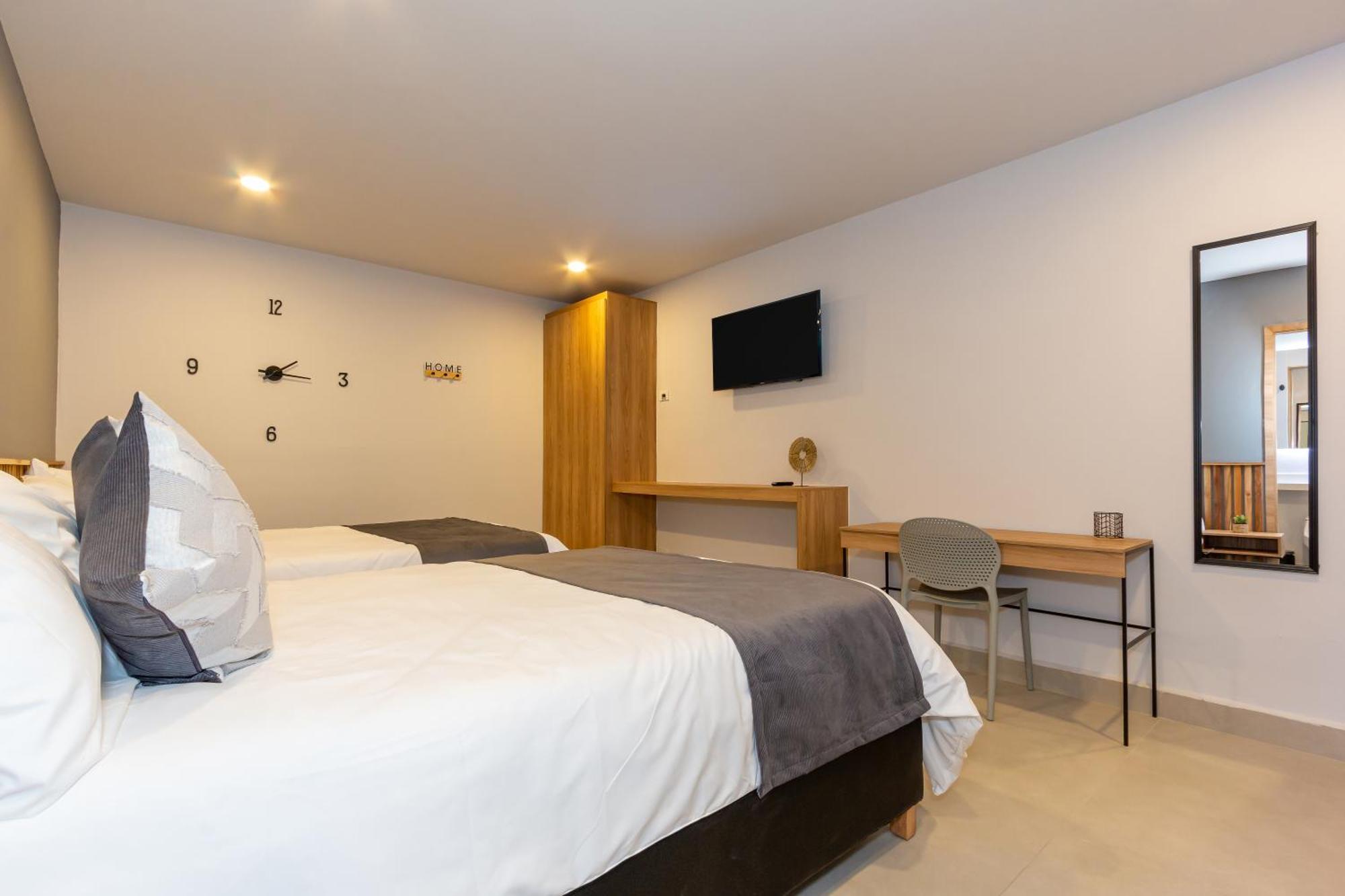 Barcelo Coliving Apartment Medellin Bagian luar foto