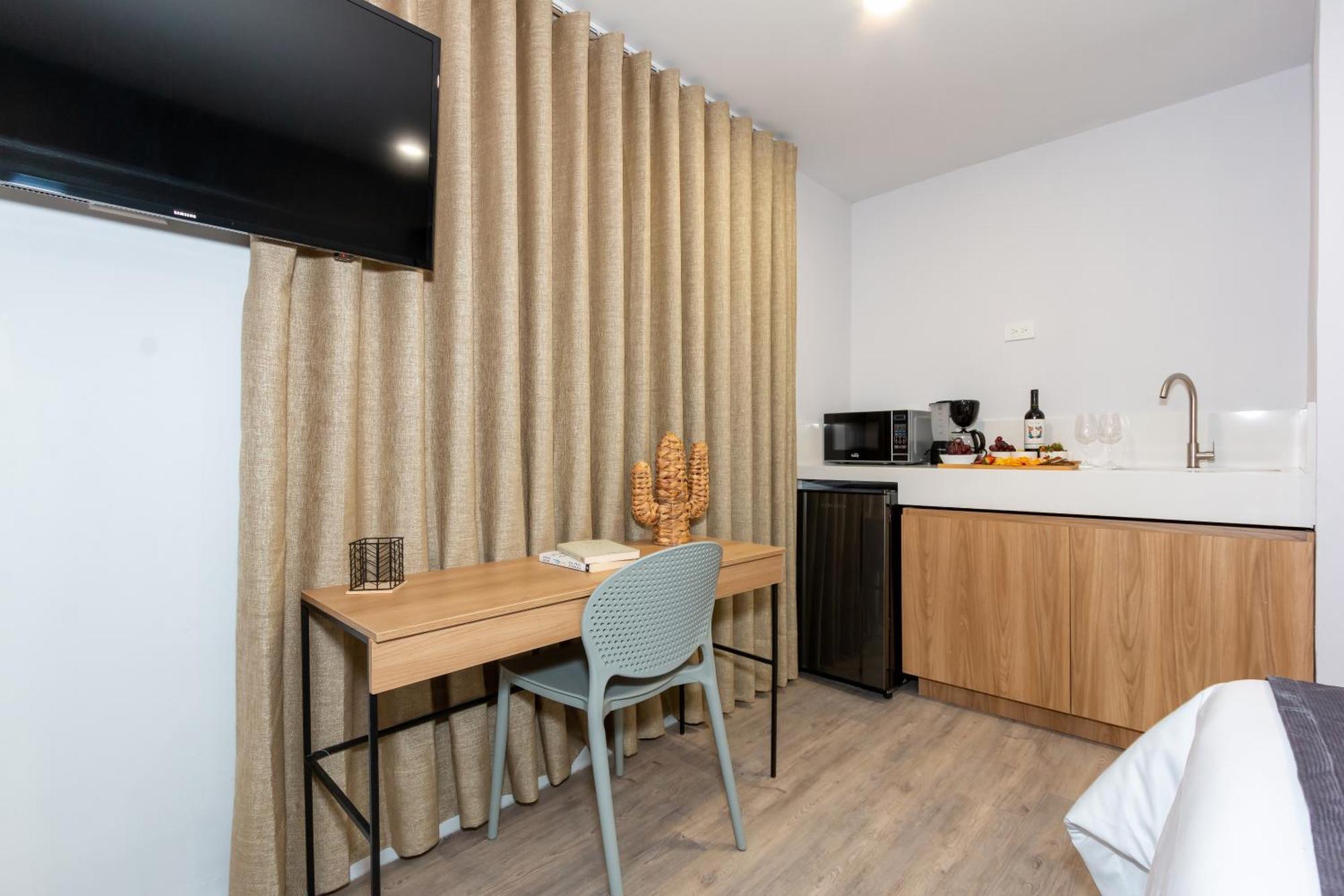 Barcelo Coliving Apartment Medellin Bagian luar foto