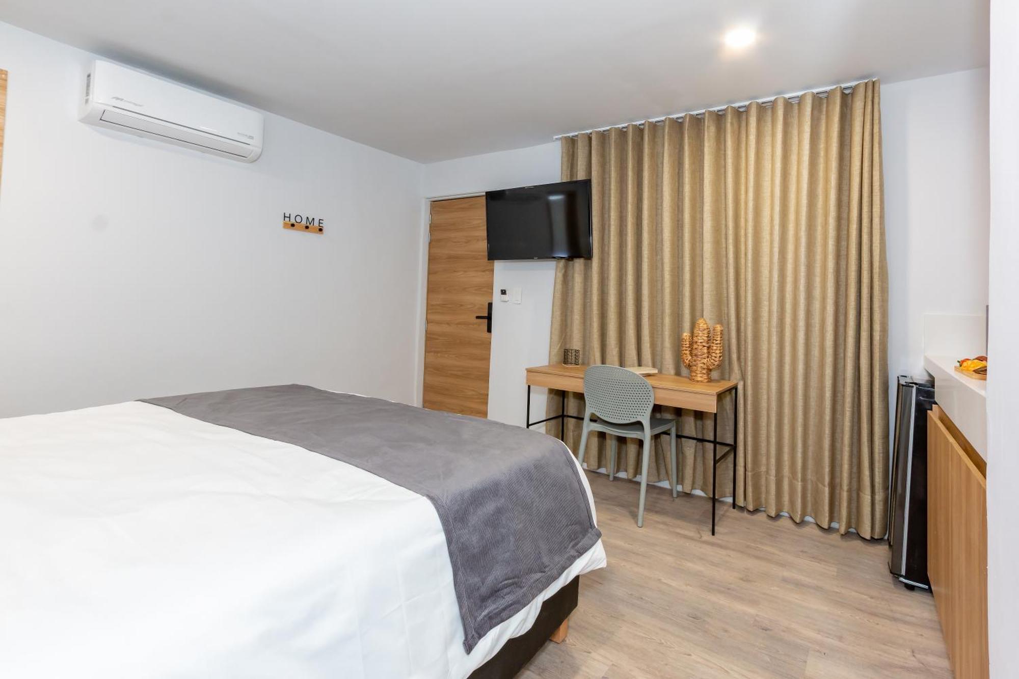 Barcelo Coliving Apartment Medellin Bagian luar foto