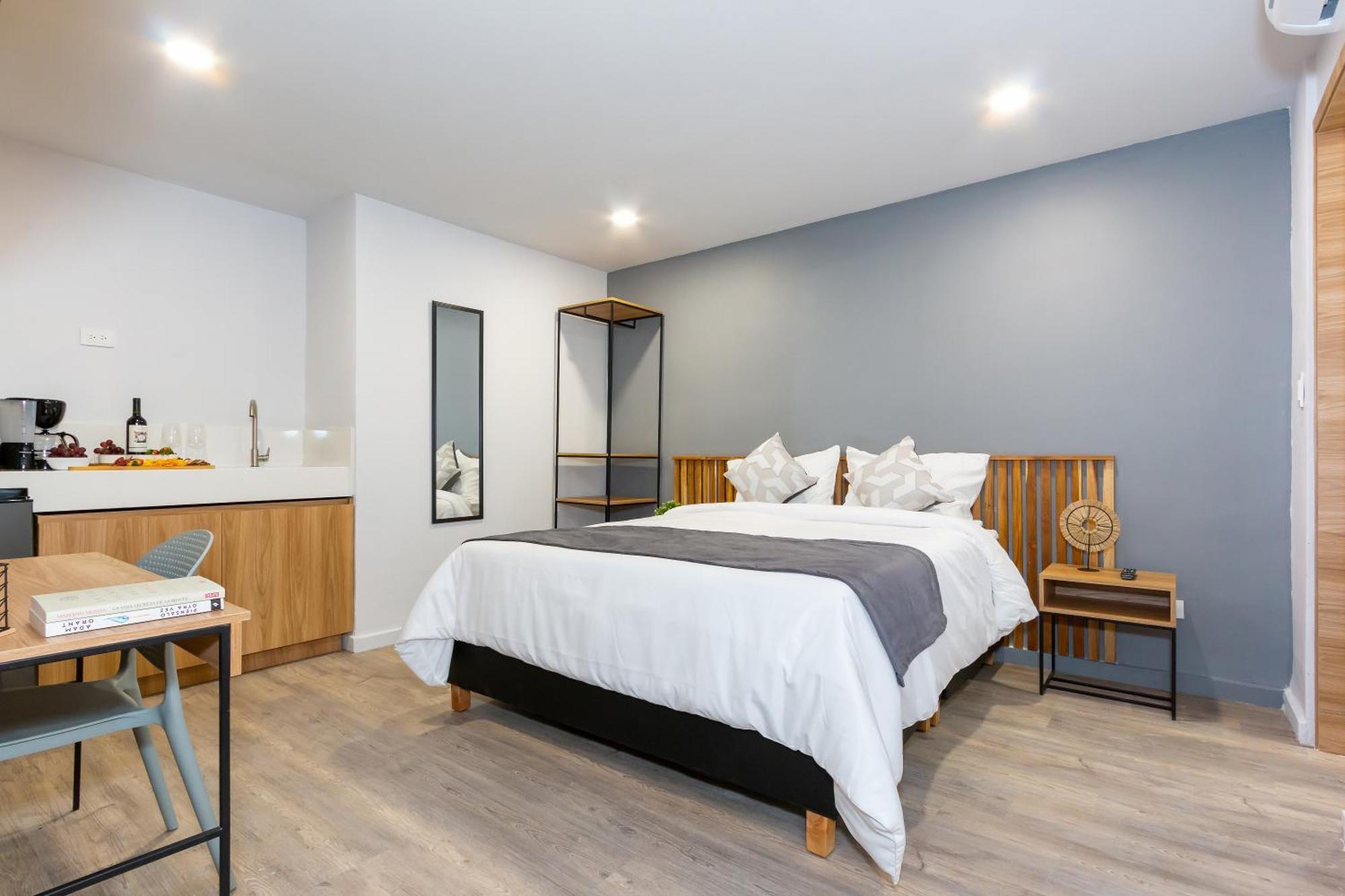 Barcelo Coliving Apartment Medellin Bagian luar foto